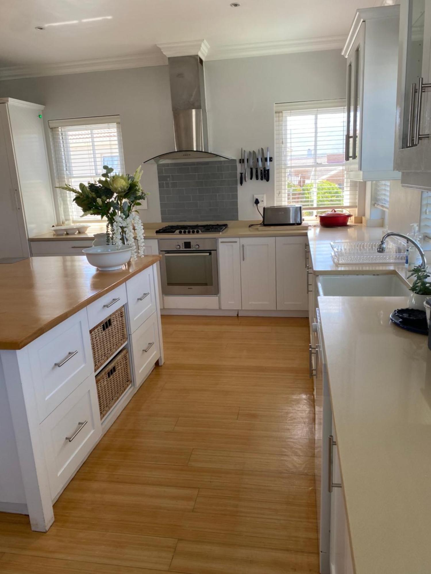 Shore'S Edge Luxury Oceanfront Home 赫曼努斯 外观 照片