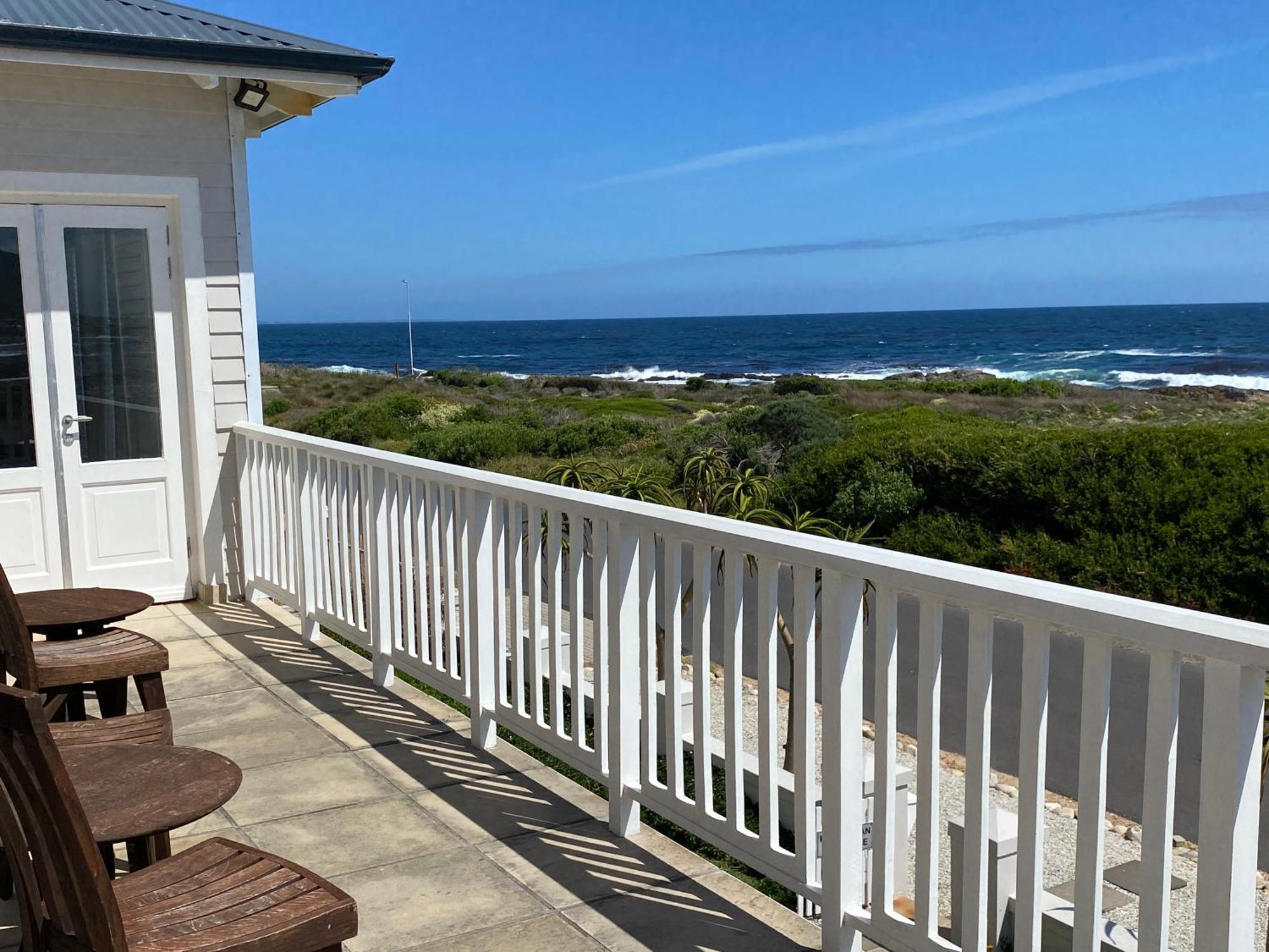 Shore'S Edge Luxury Oceanfront Home 赫曼努斯 外观 照片